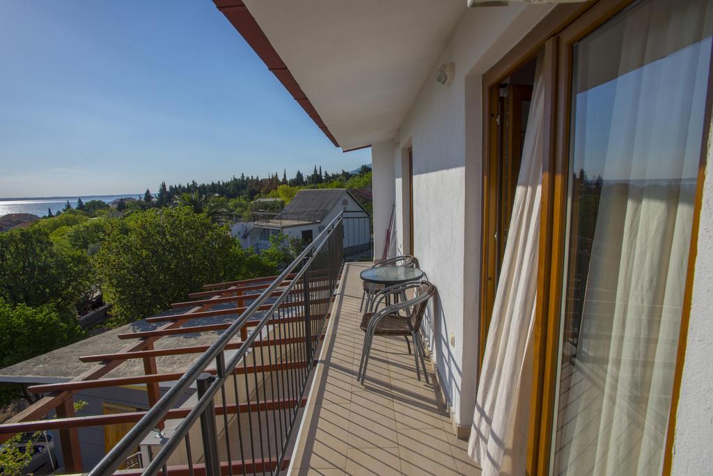 Apartmani Simic Starigrad Paklenica Exteriör bild